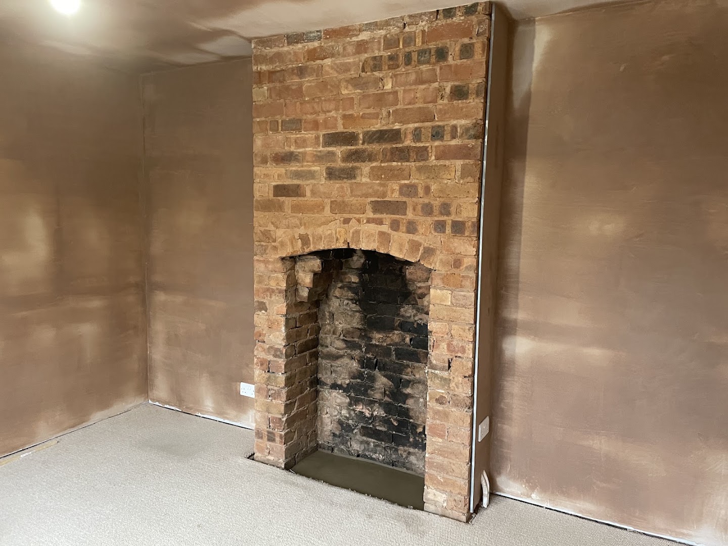 L Metcalf plastering — Photos 12